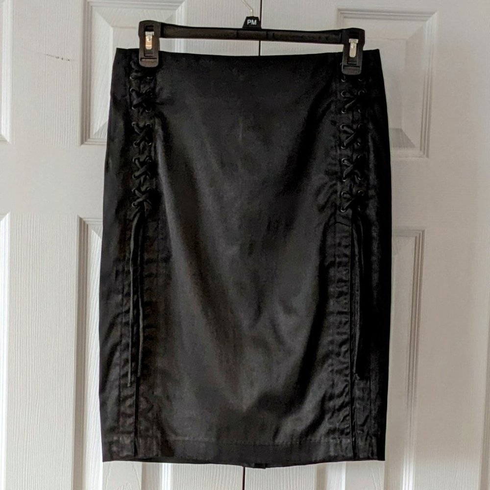 CHARLOTTE RUSSE Women's Satiny Pencil Skirt  Size S  Black NWOT